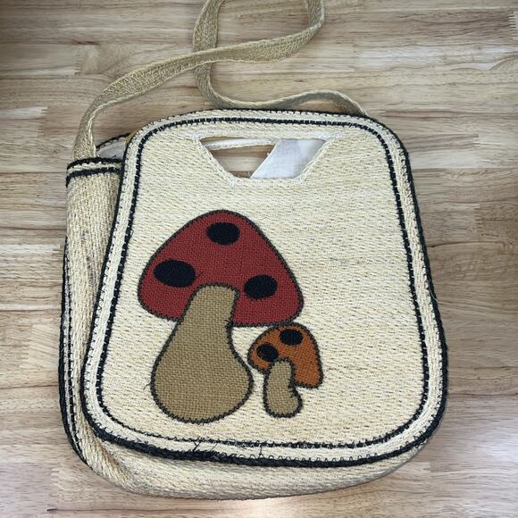 Vintage Handmade Straw Cord Wooden Handle Mushroom Tote Bag Purse Taiwan Boho - Picture 6 of 9